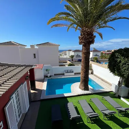 فيلة Palma Canarias أذيخي